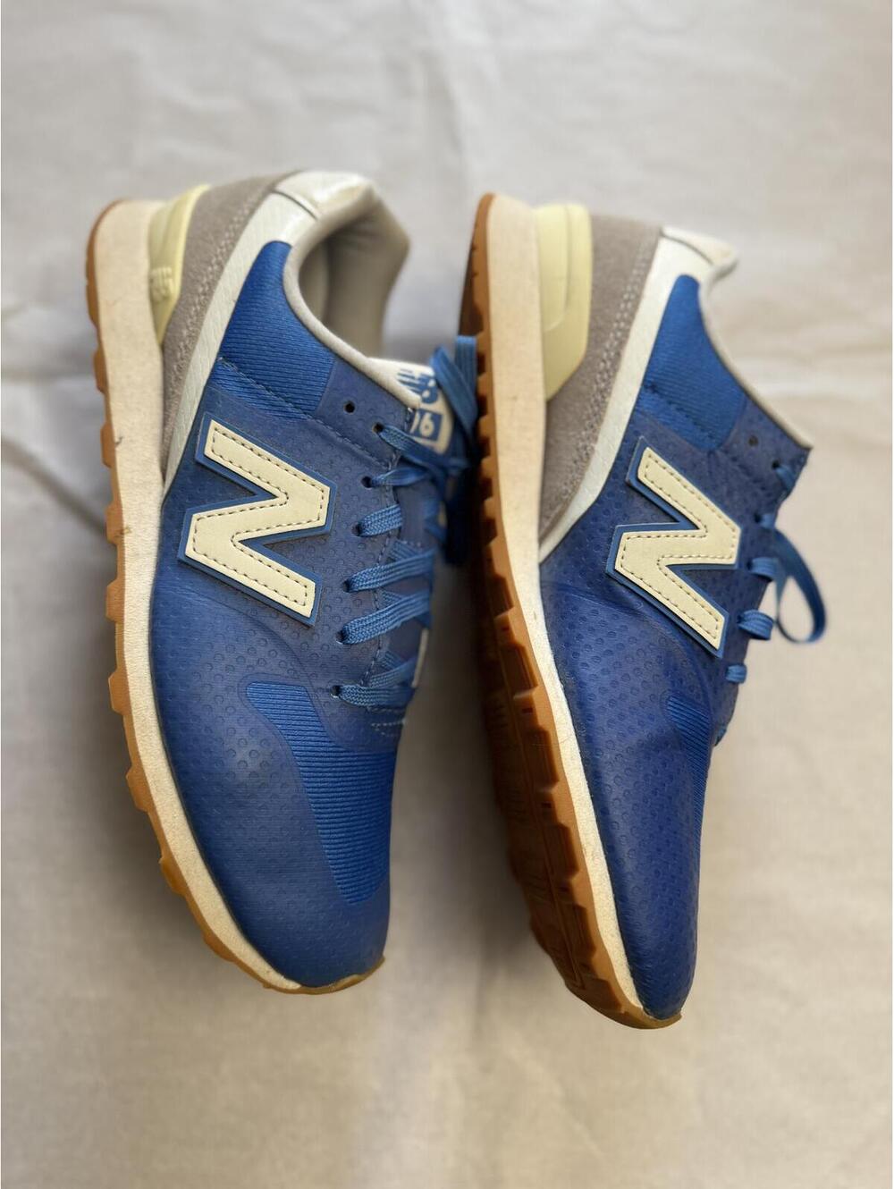🆕LISTING🆕 New Balance WL696 woman’s lifestyle shoe